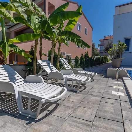 Deluxe Valbruna Villa