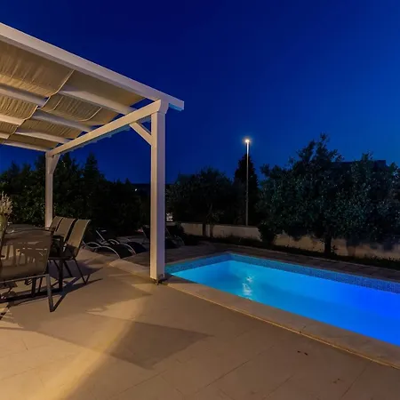 Villa Deluxe Valbruna